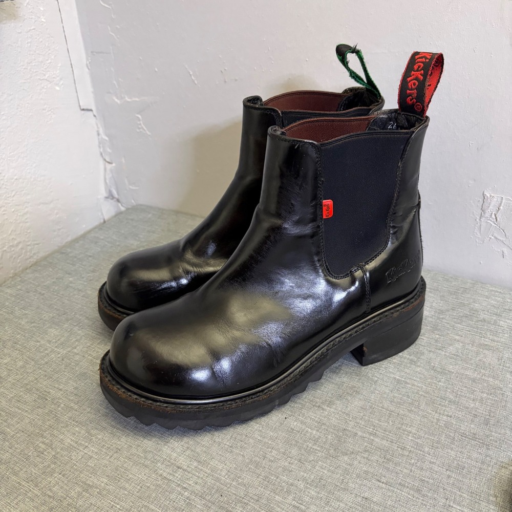 Kickers Chelsea Boots Women 8.5E Black‎ Leather Y2K Chunky Lug Sole Ankle Boot